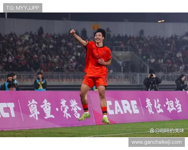 帅惟浩入选蓉城大名单 冯卓毅回归穿6号 帅惟浩入选蓉城大名单 冯卓毅回归穿6号