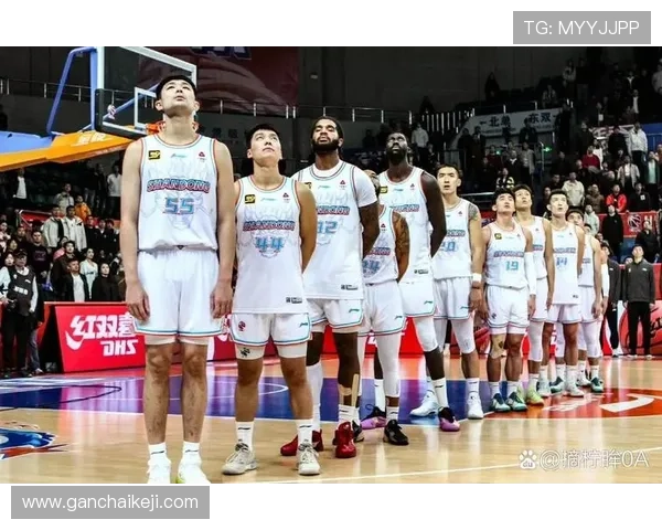 广东逆转宁波 北京大胜青岛 CBA季后赛席位激烈争夺 广东逆转宁波 北京大胜青岛 CBA季后赛席位激烈争夺